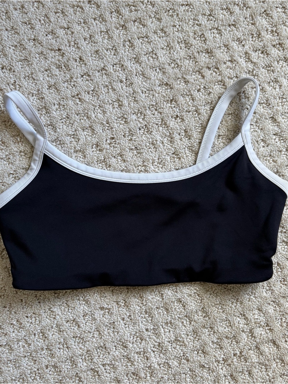 NWOT Year of Ours Black Sports Bra with White Trim